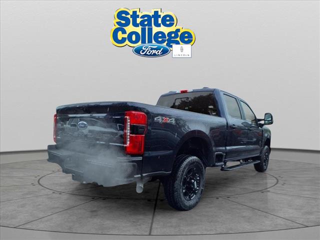 2025 Ford F-350 Super Duty XL