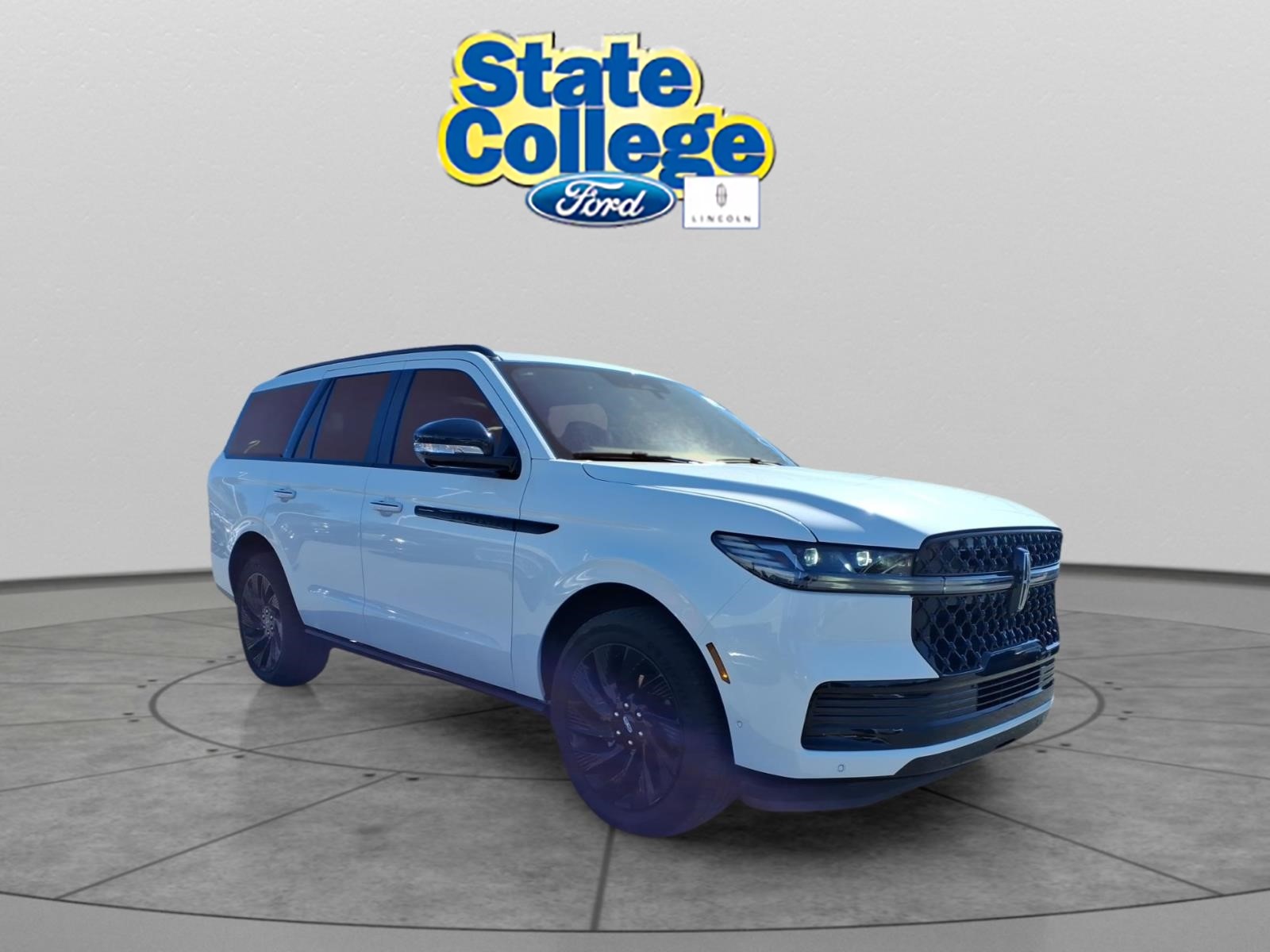 2025 – Lincoln – Navigator