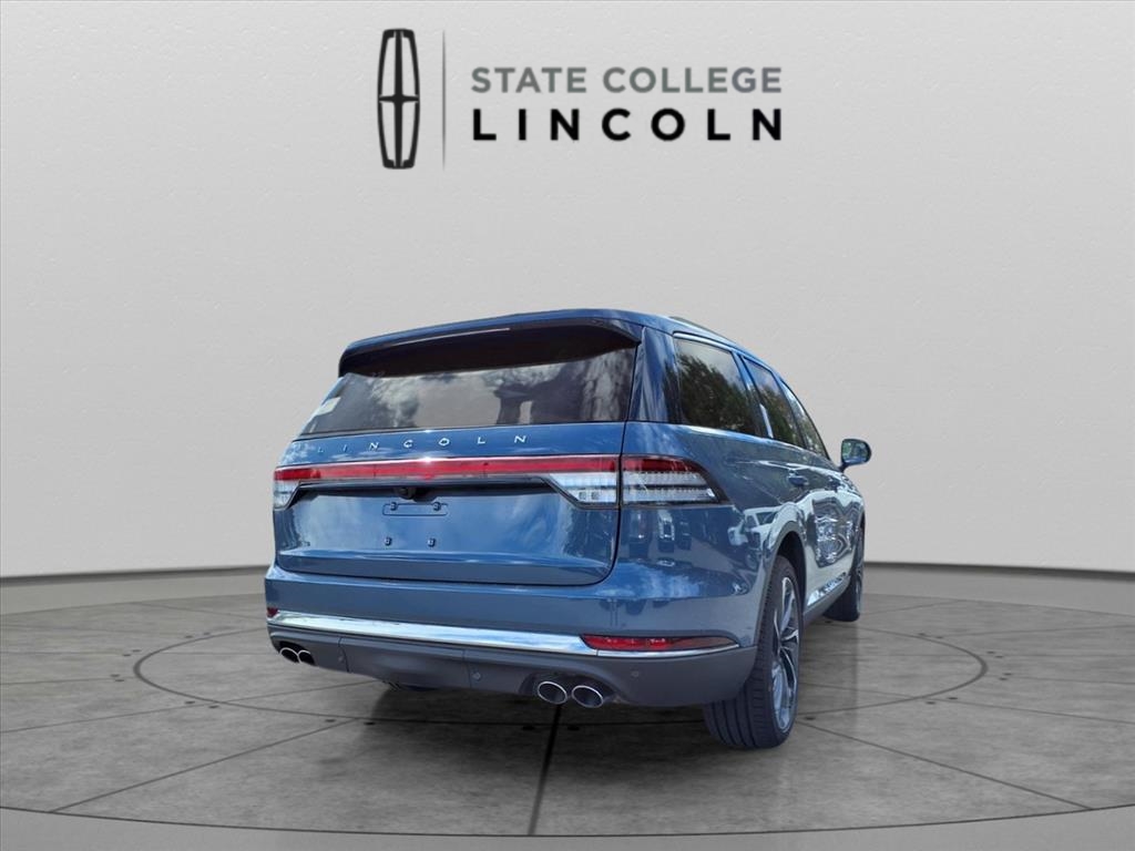 2025 – Lincoln – Aviator