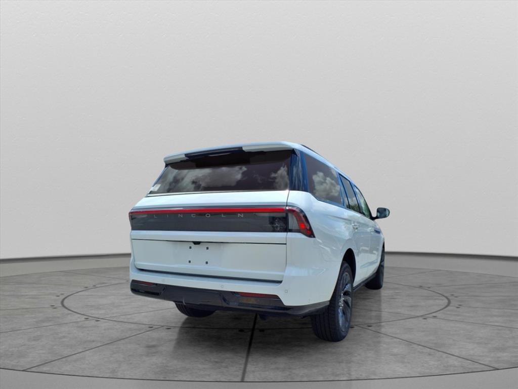 2025 – Lincoln – Navigator