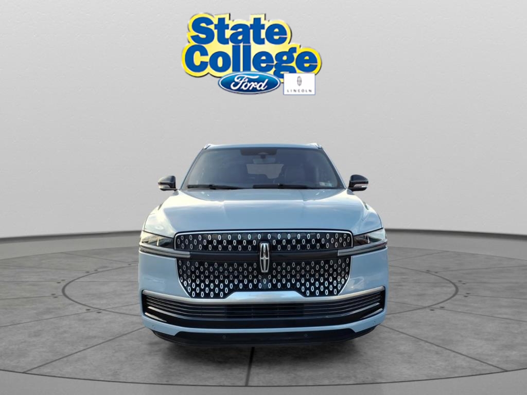 2025 – Lincoln – Navigator L
