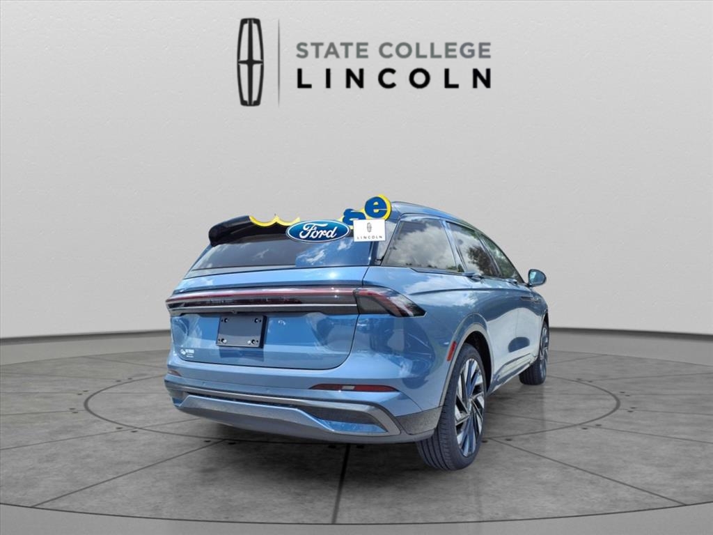 2025 – Lincoln – Nautilus