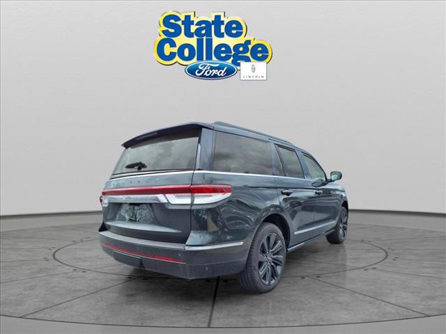 2024 – Lincoln – Navigator