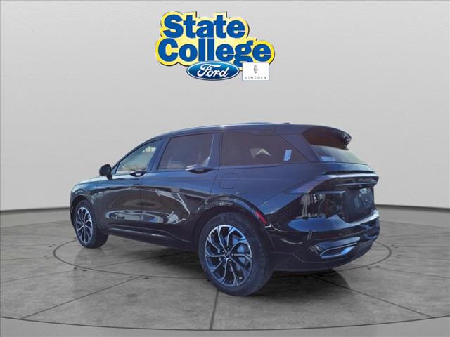 2025 Lincoln Nautilus Hybrid Reserve