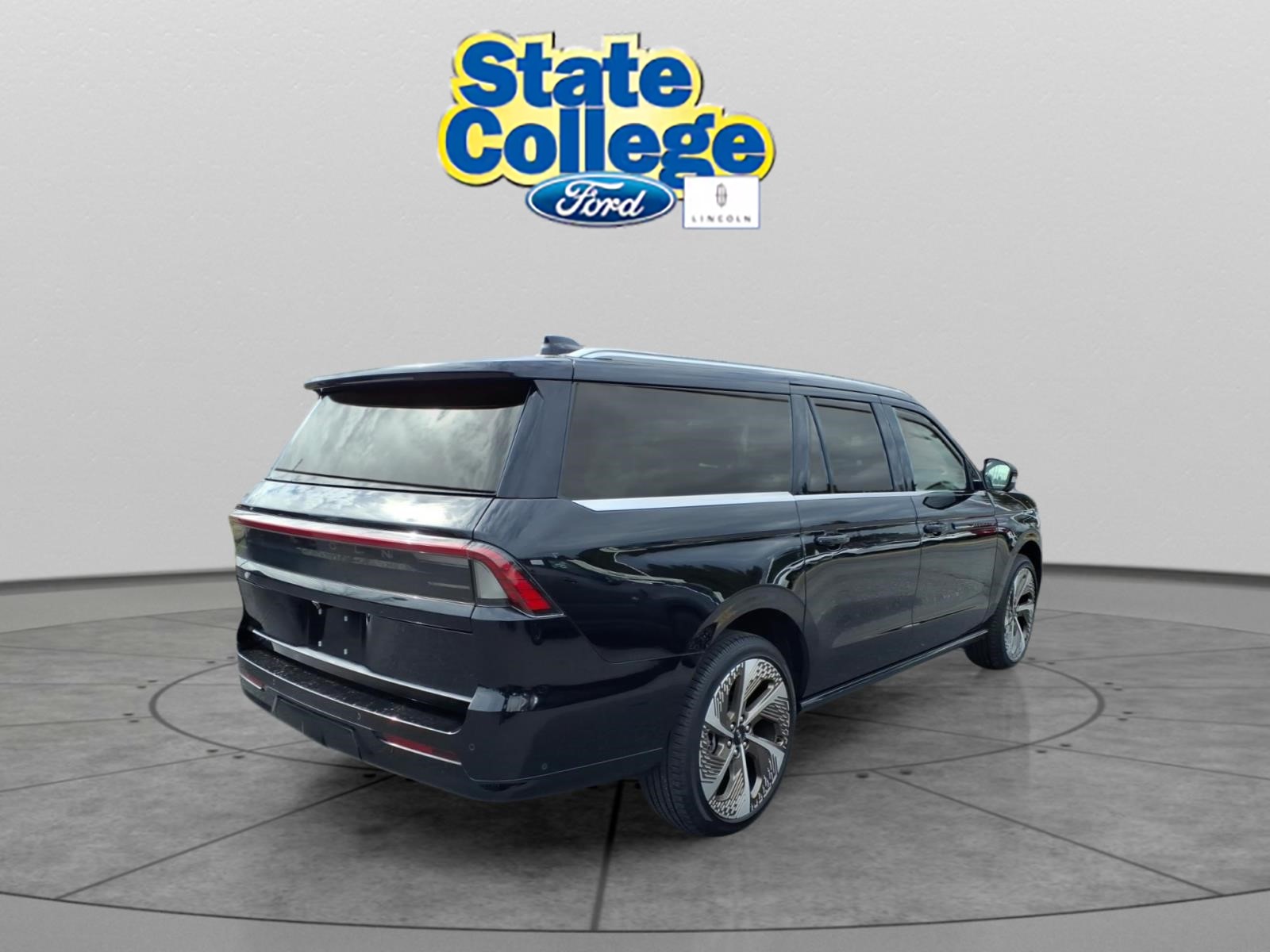 2025 – Lincoln – Navigator L