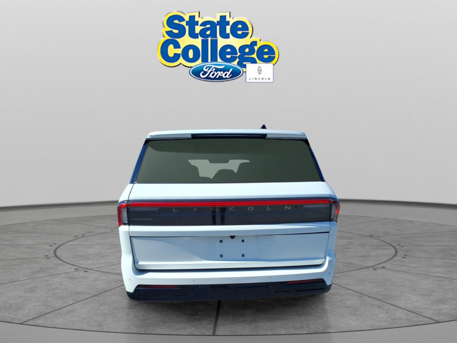 2025 – Lincoln – Navigator