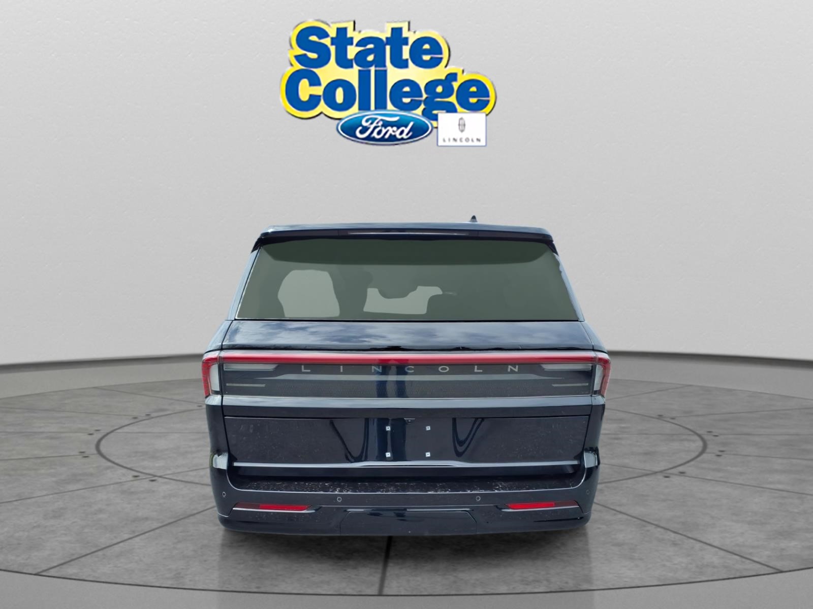 2025 – Lincoln – Navigator L