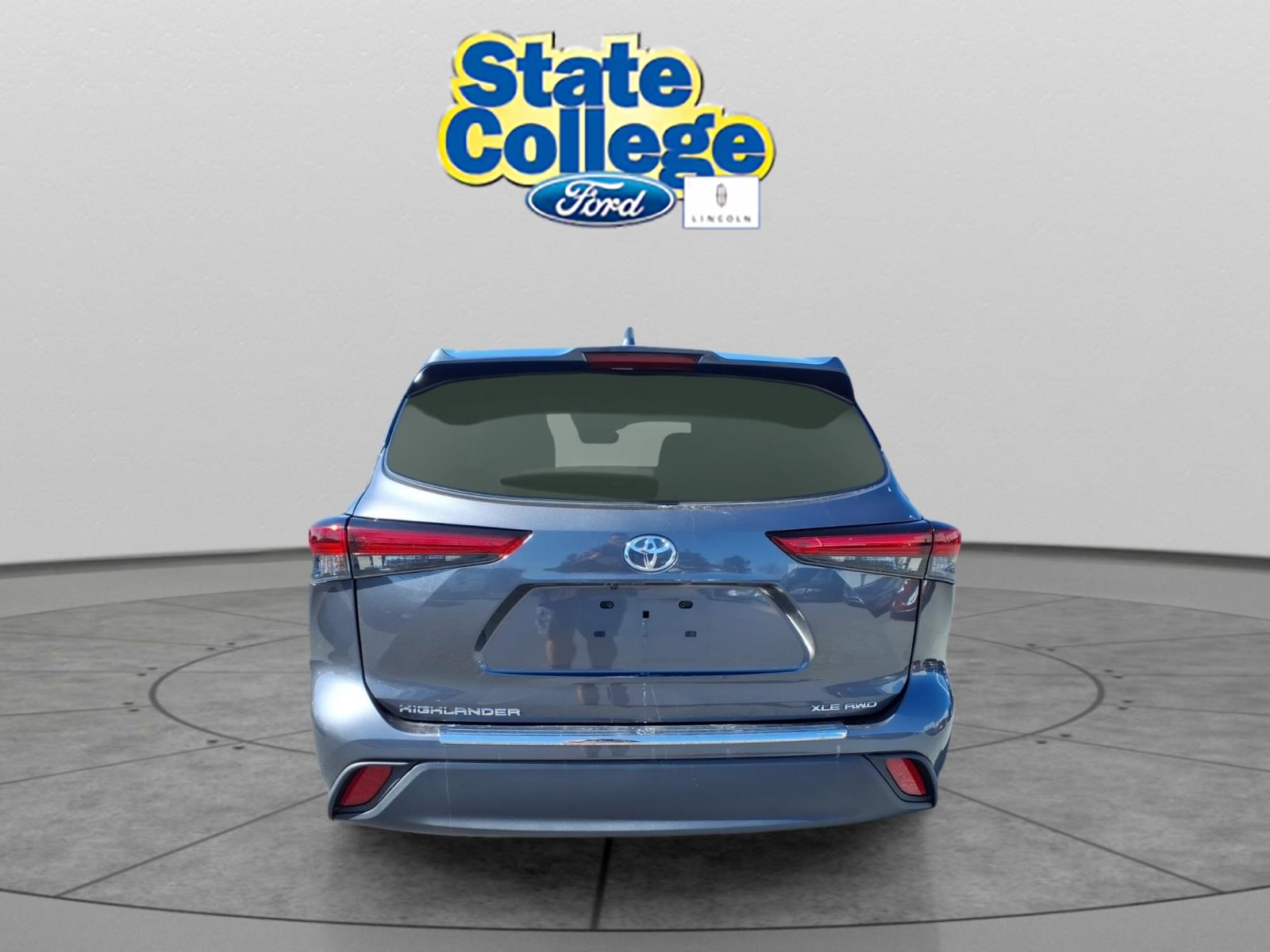 2023 – Toyota – Highlander