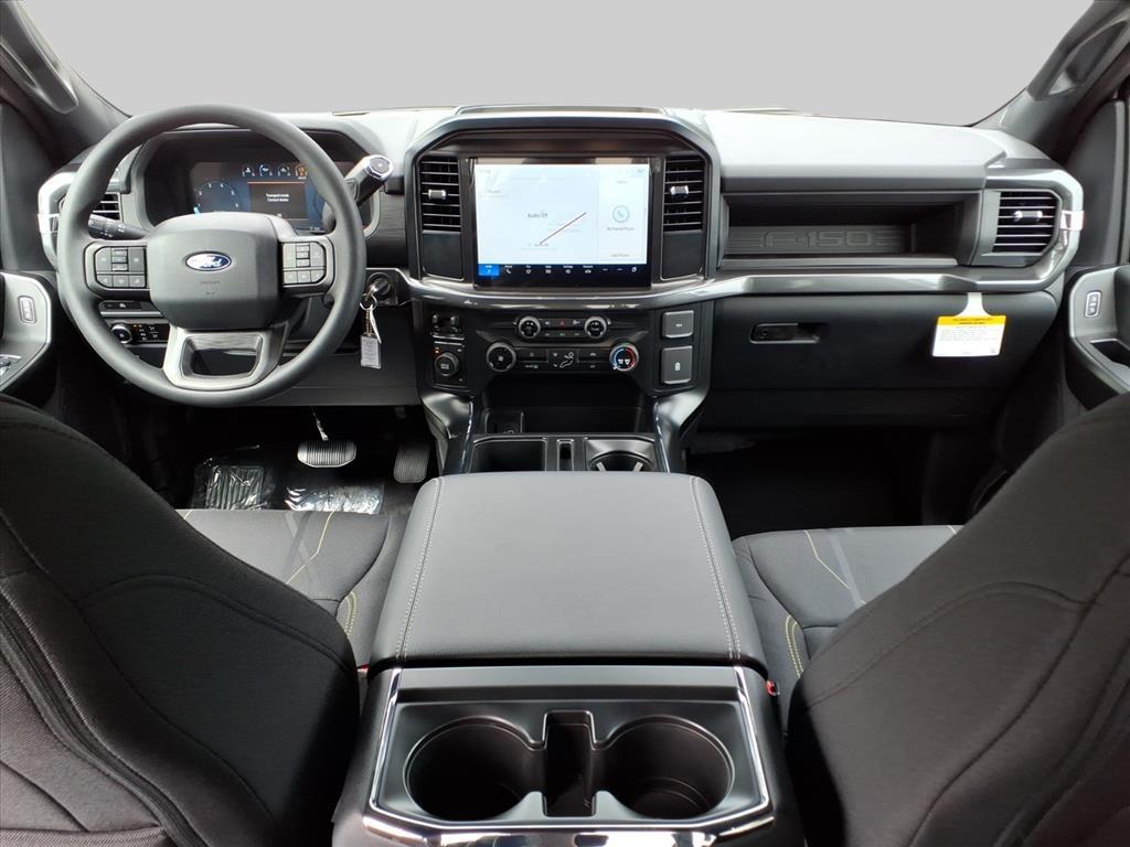 2025 – Ford – F-150
