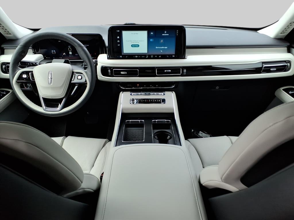 2025 – Lincoln – Aviator