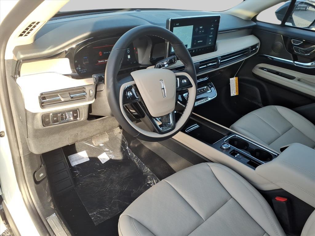 2025 – Lincoln – Corsair