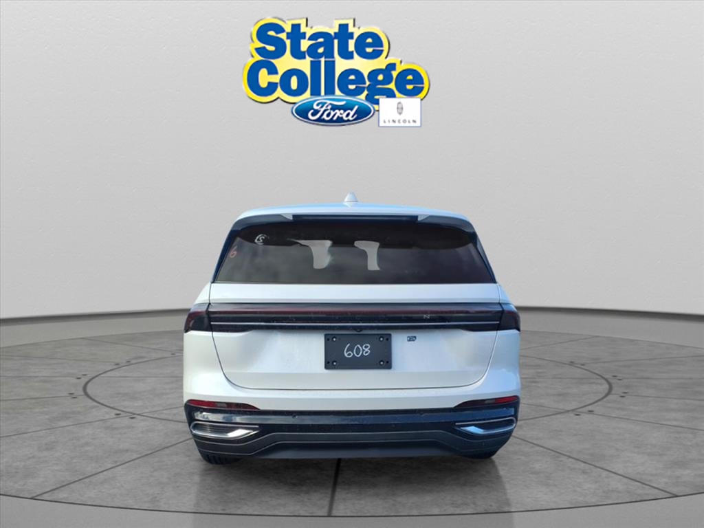 2025 – Lincoln – Nautilus