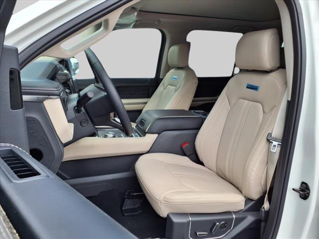 2024 Ford Expedition MAX Platinum