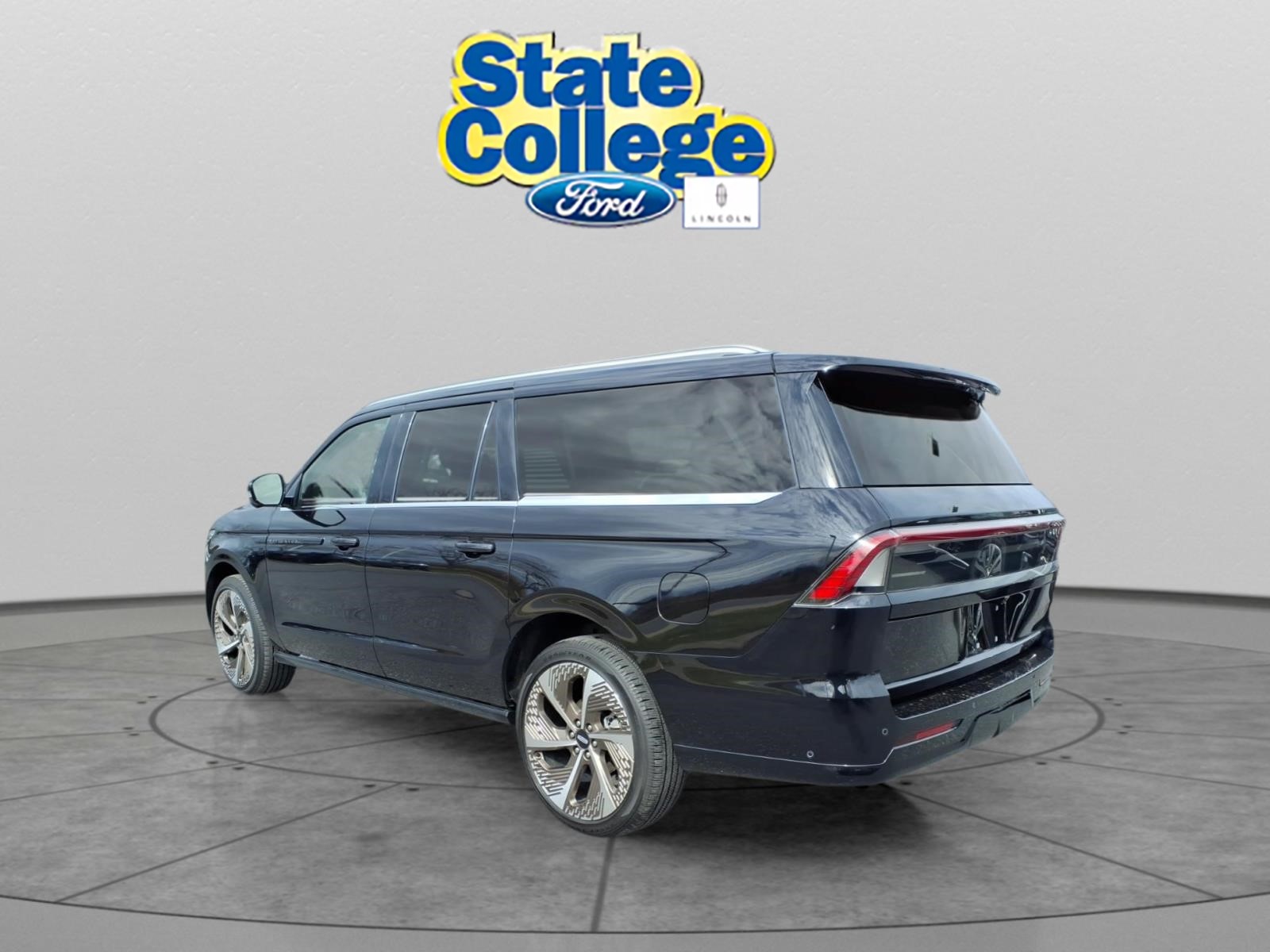 2025 – Lincoln – Navigator L