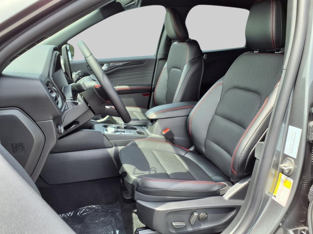 2025 – Ford – Escape Hybrid