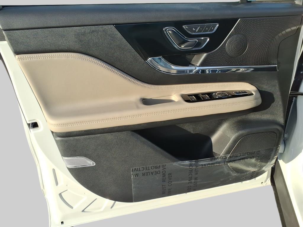 2025 – Lincoln – Corsair