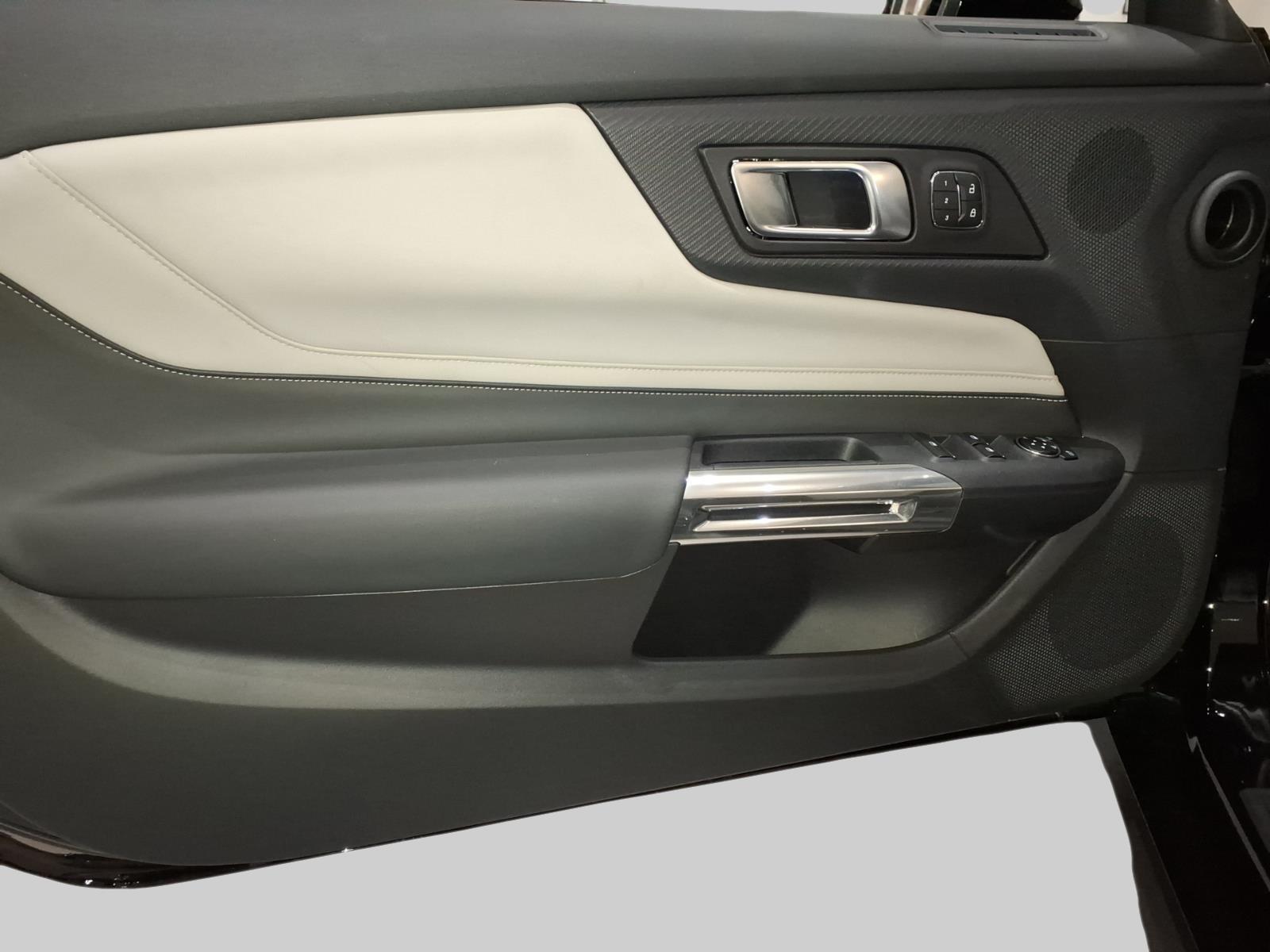 2026 – Ford – Mustang