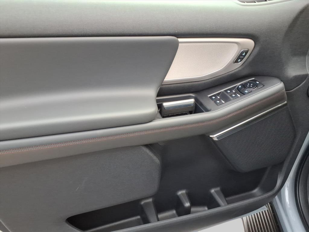 2025 – Ford – Expedition MAX