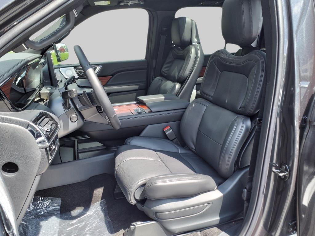 2024 – Lincoln – Navigator