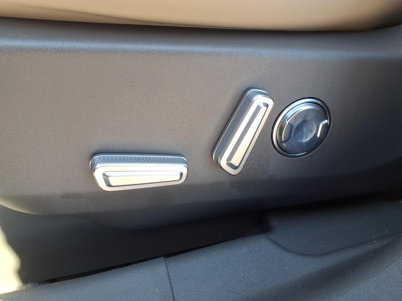 2025 – Lincoln – Nautilus Hybrid