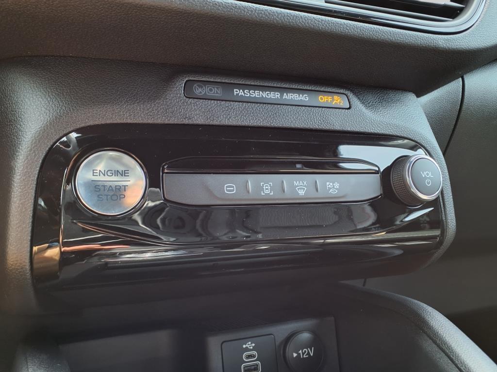 2025 – Ford – Escape Hybrid
