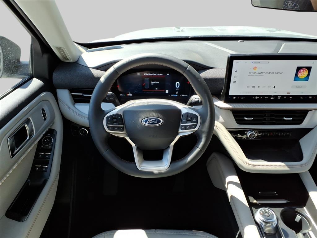 2025 – Ford – Explorer