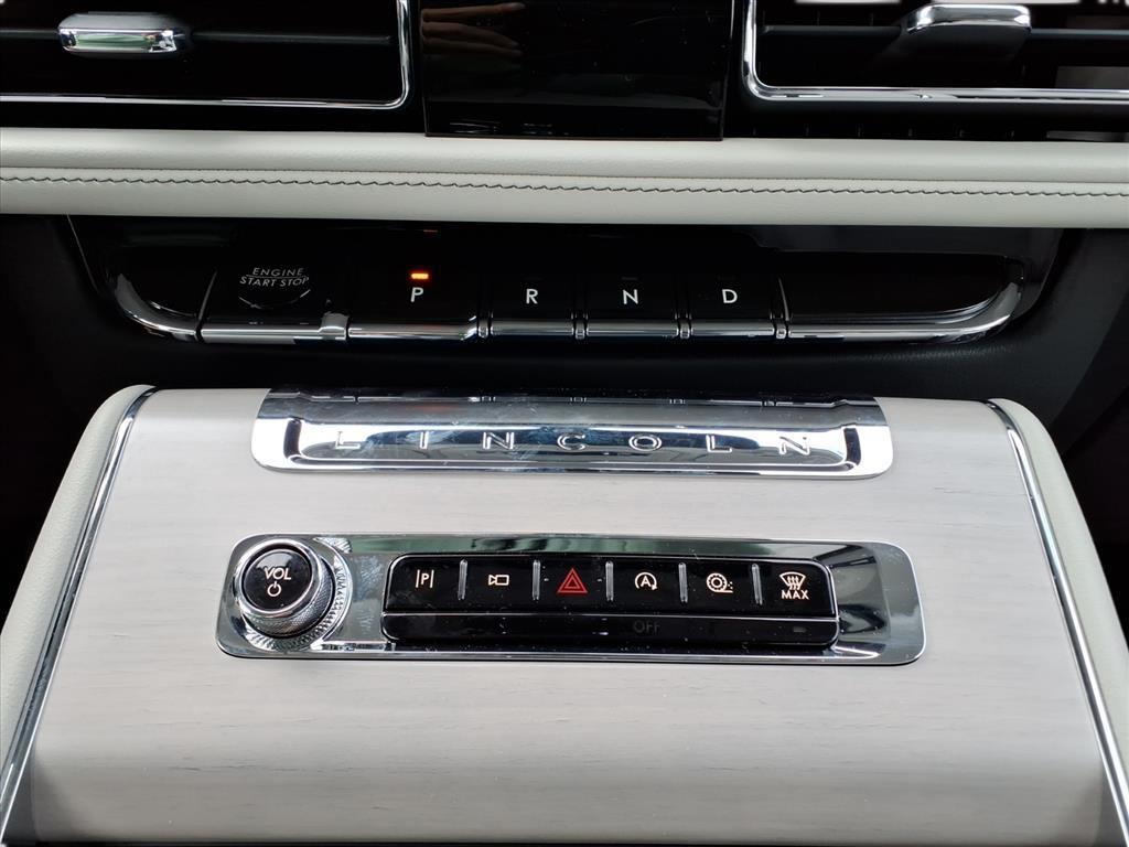 2025 – Lincoln – Aviator