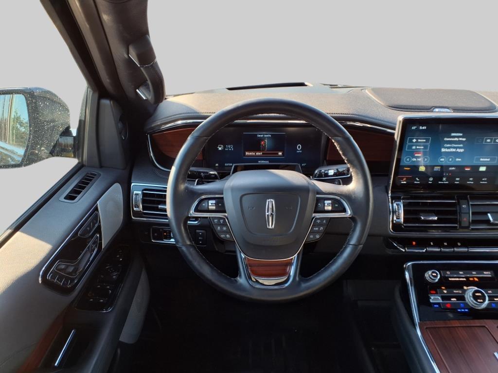 2022 – Lincoln – Navigator