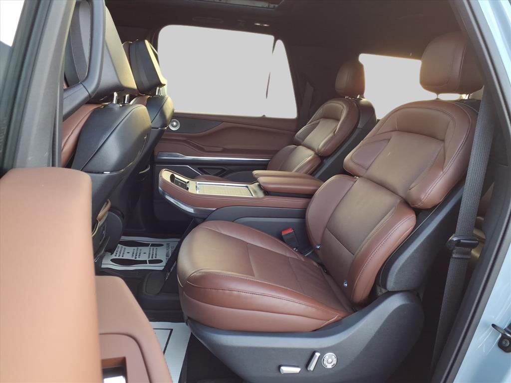 2025 – Lincoln – Navigator L