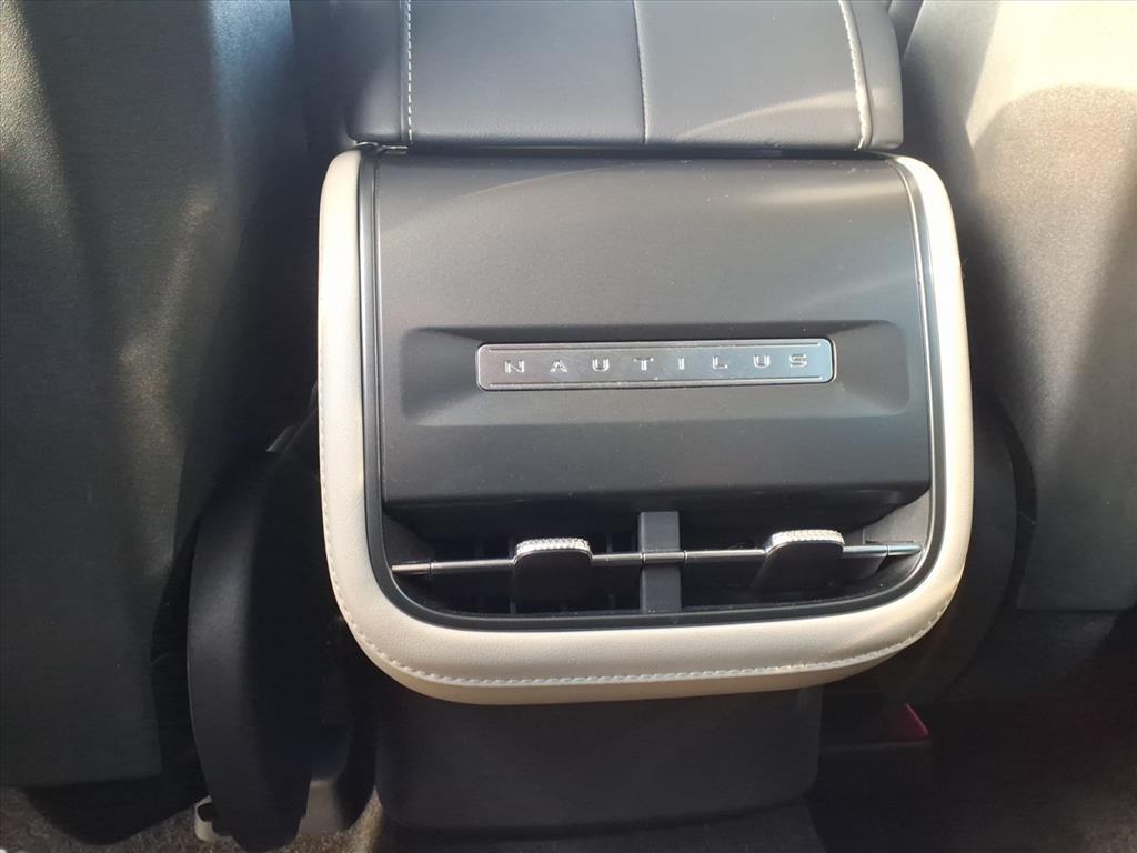 2025 – Lincoln – Nautilus