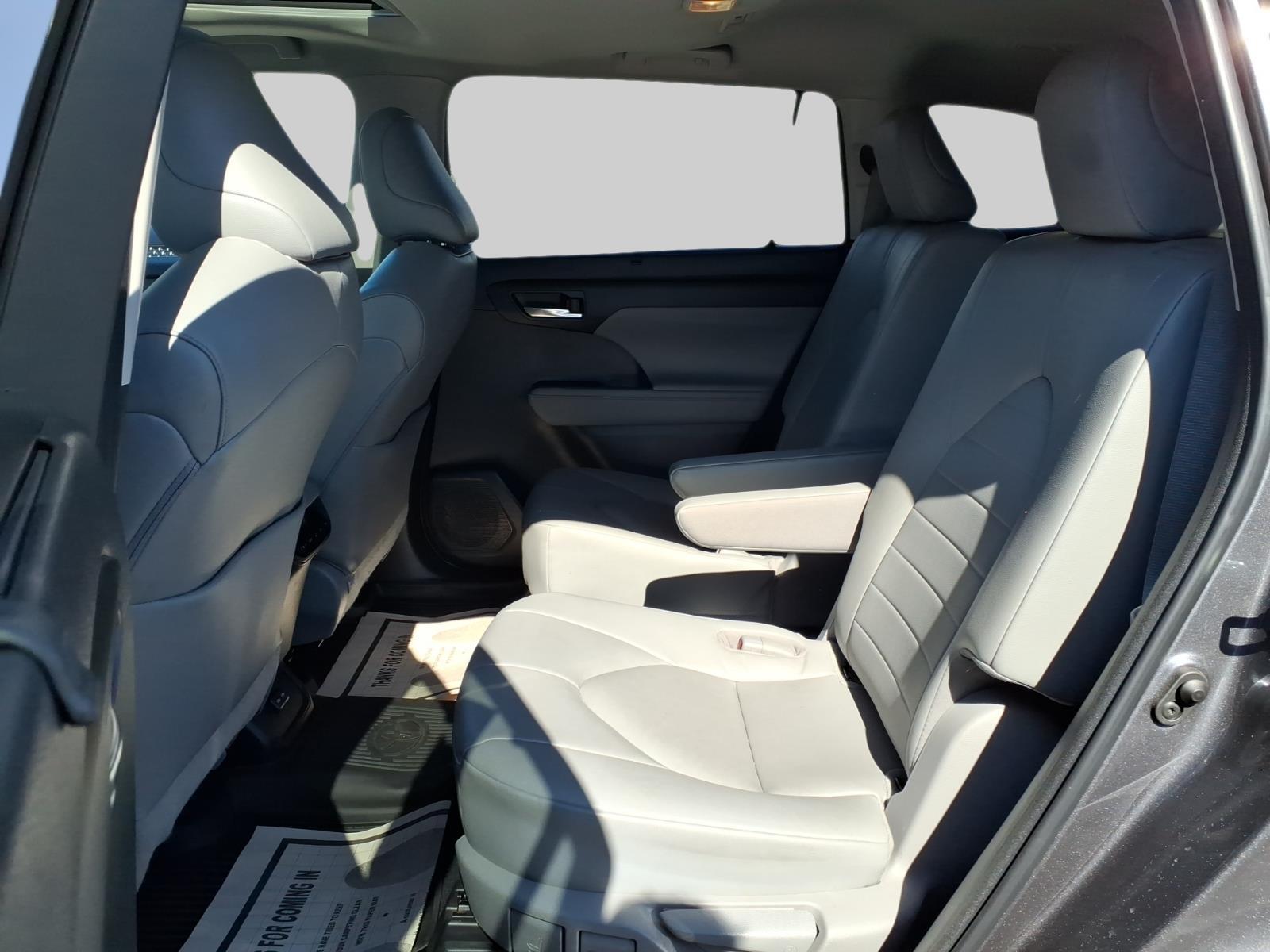 2023 – Toyota – Highlander