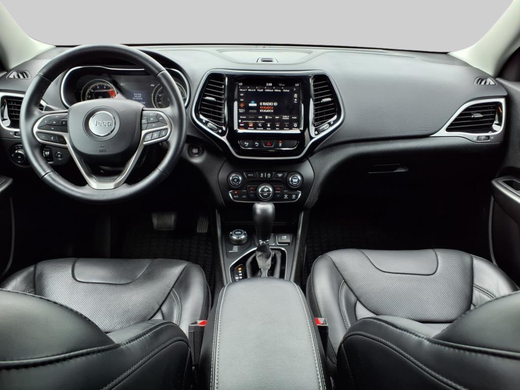 2021 – Jeep – Cherokee