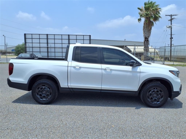 2025 Honda Ridgeline TrailSport+