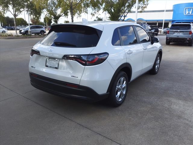 2025 Honda HR-V LX