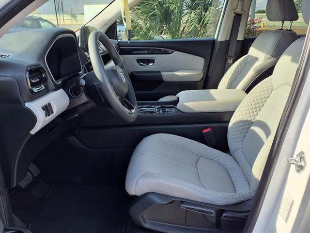 2023 Honda Pilot LX