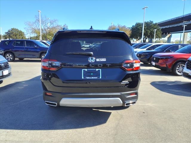 2025 Honda Pilot Touring