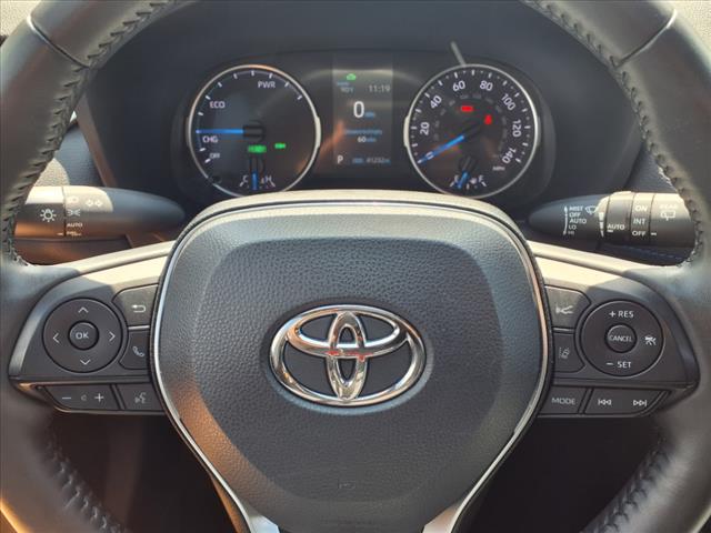 2022 Toyota RAV4 Hybrid SE