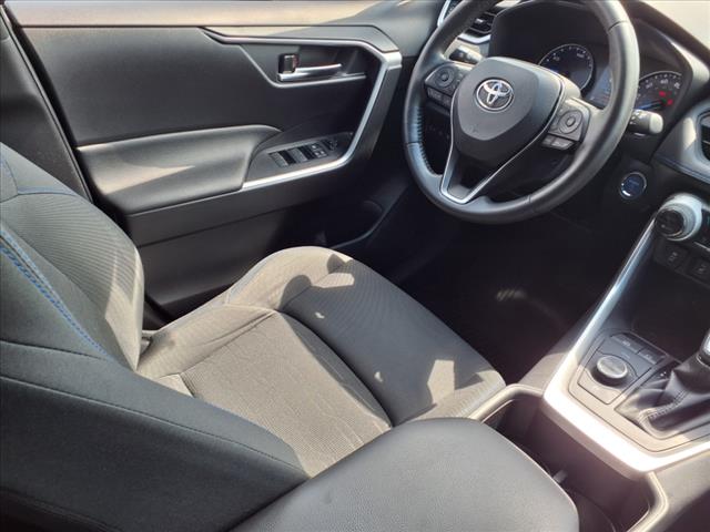 2022 Toyota RAV4 Hybrid SE