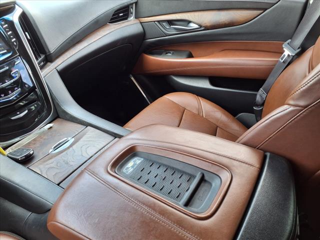 2016 Cadillac Escalade Luxury Collection