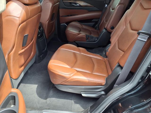 2016 Cadillac Escalade Luxury Collection
