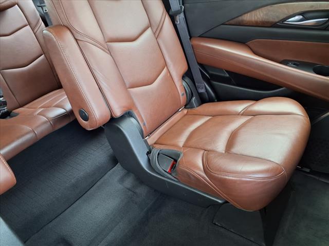 2016 Cadillac Escalade Luxury Collection