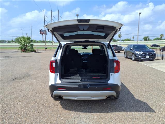 2022 GMC Acadia SLE