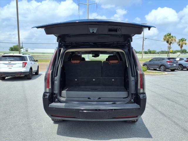 2016 Cadillac Escalade Luxury Collection