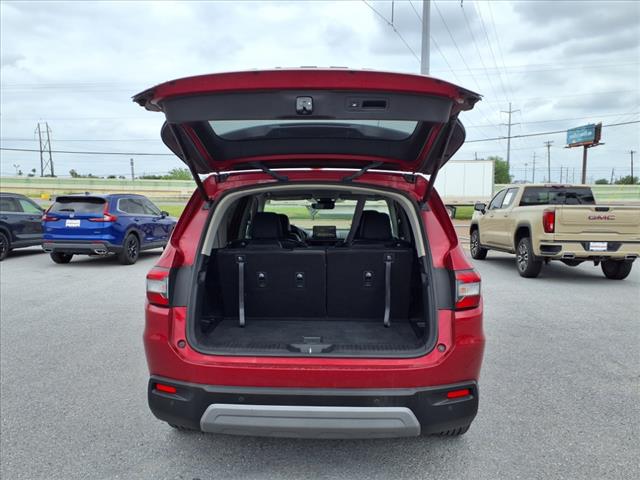 2023 Honda Pilot EX-L w/Rear Captains Chairs