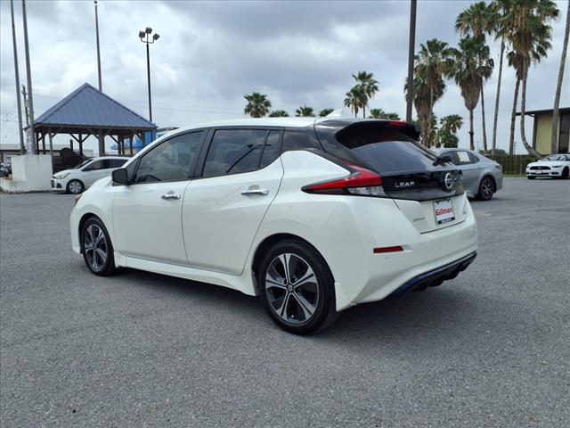 2022 Nissan LEAF SV