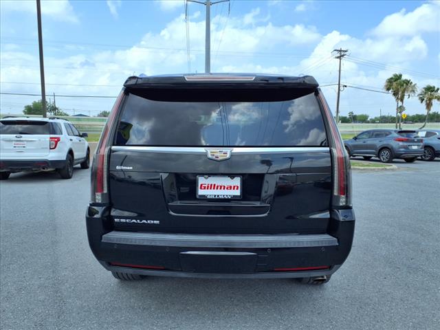 2016 Cadillac Escalade Luxury Collection