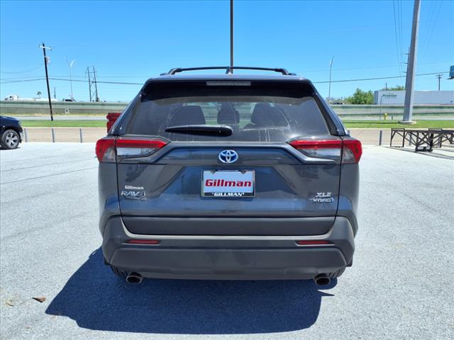 2021 Toyota RAV4 Hybrid XLE