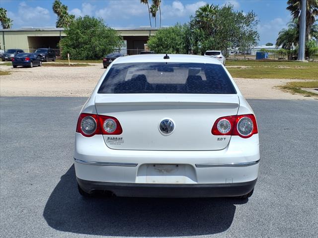 2010 Volkswagen Passat Komfort