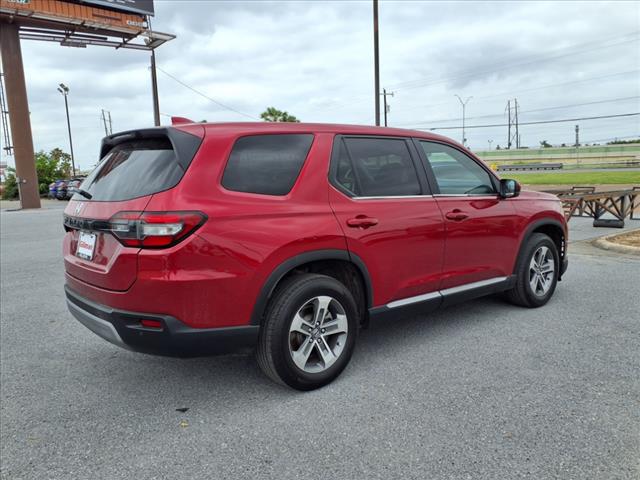 2023 Honda Pilot EX-L w/Rear Captains Chairs