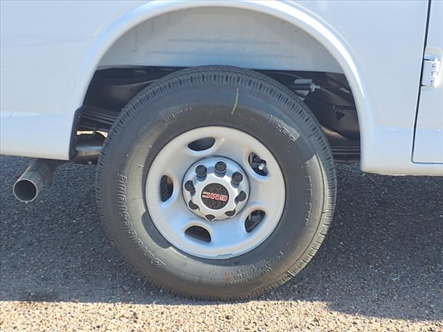 2025 GMC Savana 2500